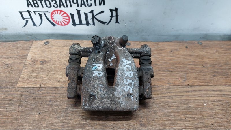 Суппорт тормозной Toyota Estima ACR50 2AZFE задний правый (б/у)