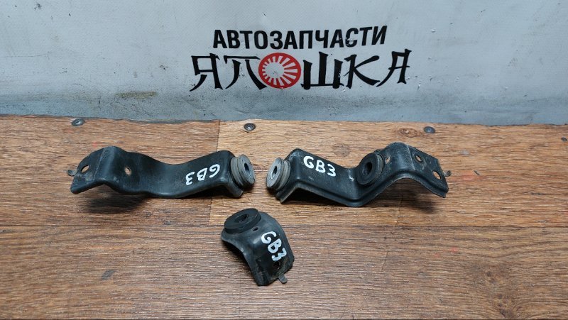 Крепление радиатора Honda Freed Spike GB3 L15A (б/у)