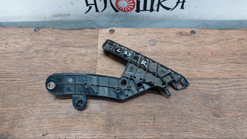 Клипса бампера Nissan Teana L33 MR20DE передняя правая (б/у)