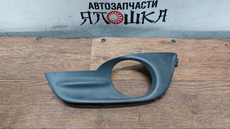 Заглушка бампера Nissan Altima L33 MR20DE передняя левая (б/у)