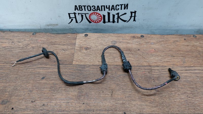 Датчик abs Honda City GD6 L12A1 передний правый (б/у)