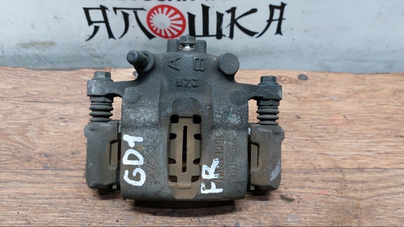 Суппорт тормозной Honda Fit Aria GD6 L13A передний правый (б/у)