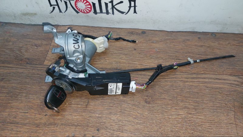 Замок зажигания Mitsubishi Delica D:5 CV4W 4B10 (б/у)