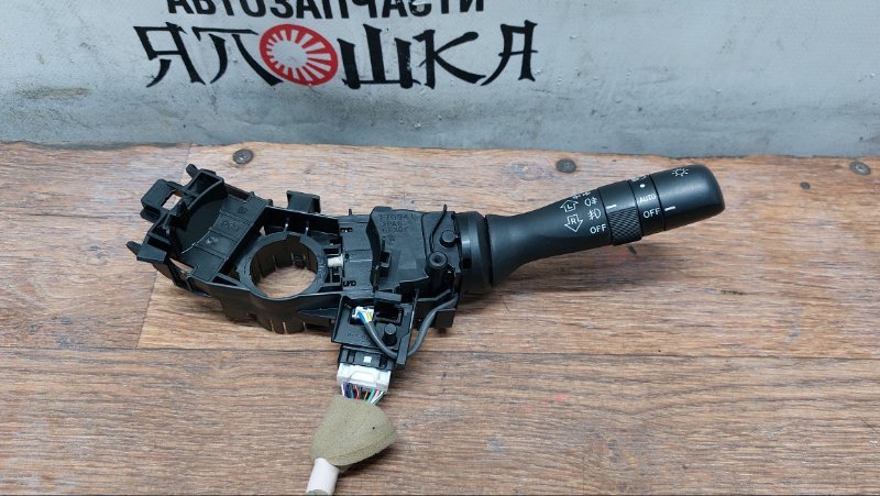 Подрулевой переключатель Subaru Forester SJG EJ255 правый (б/у)
