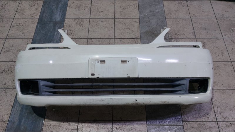 Бампер Nissan Serena C24 QR20DE передний (б/у)