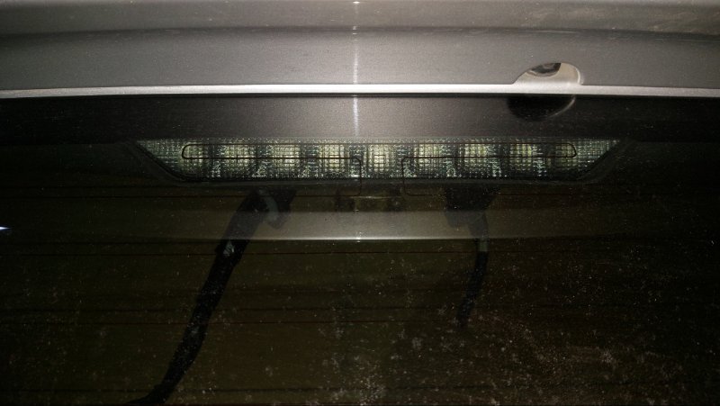 Стоп сигнал Toyota Isis ANM10 1AZFSE задний (б/у)