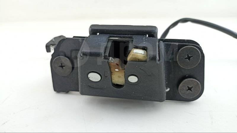 Замок багажника Honda Accord CA1 L12A задний (б/у)