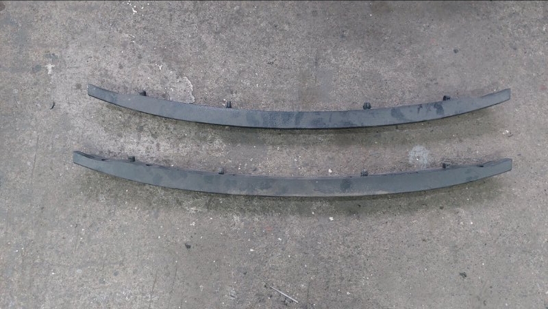 Абсорбер бампера Toyota Noah ZRR70 3ZRFAE передний (б/у)