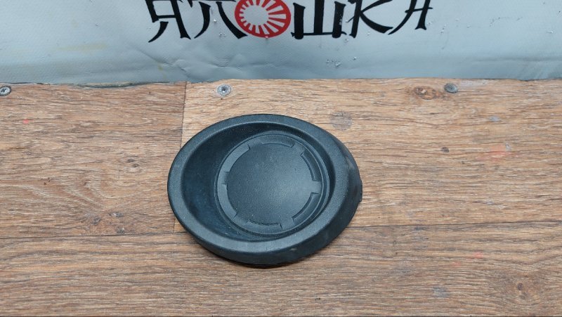 Заглушка бампера Mazda Demio DY3R ZJVE передняя правая (б/у)
