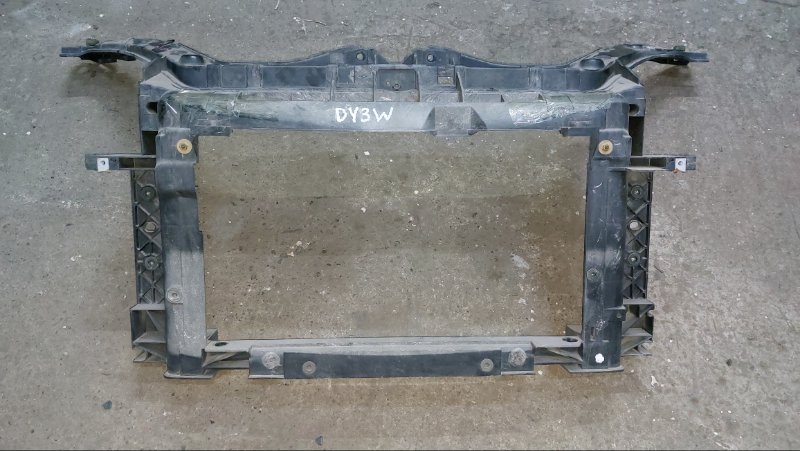 Рамка радиатора Mazda Demio DY3R ZJVE (б/у)