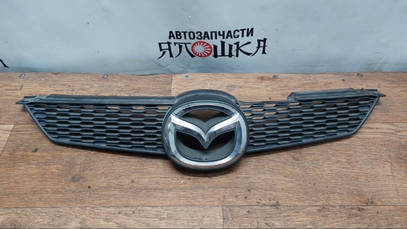 Решетка радиатора Mazda Demio DY3R ZJVE (б/у)