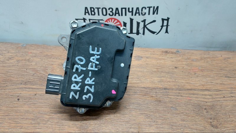 Блок Valvematic Toyota Voxy ZRR70 2ZRFAE (б/у)