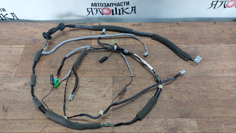Проводка двери Honda Fit GD3 L12A1 задняя (б/у)