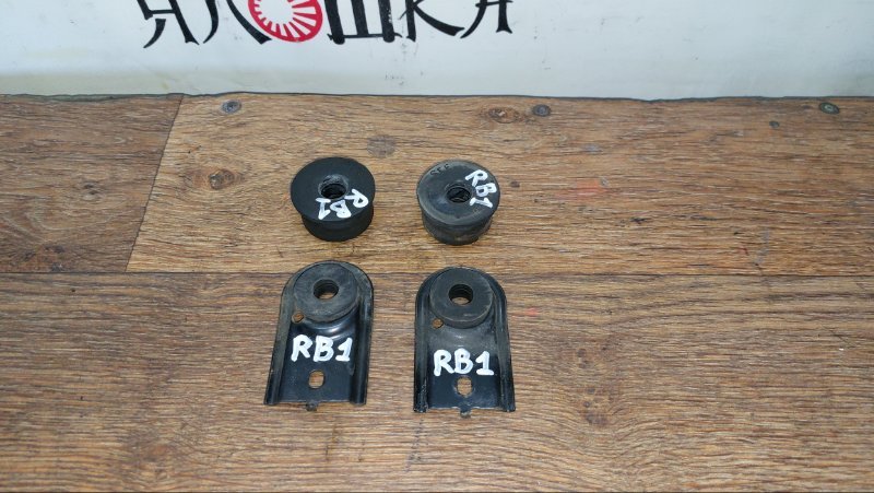 Крепление радиатора Honda Odyssey RB2 K24A (б/у)