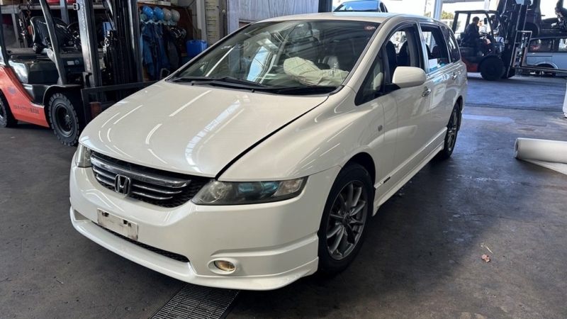 Бампер Honda Odyssey RB1 K24A передний (б/у)