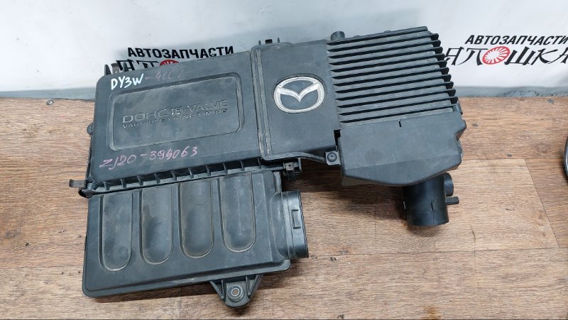 Корпус воздушного фильтра Mazda Axela BKEP ZJVE (б/у)
