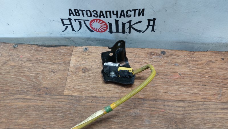 Датчик airbag Honda Accord Tourer CU1 J35Z2 передний левый (б/у)