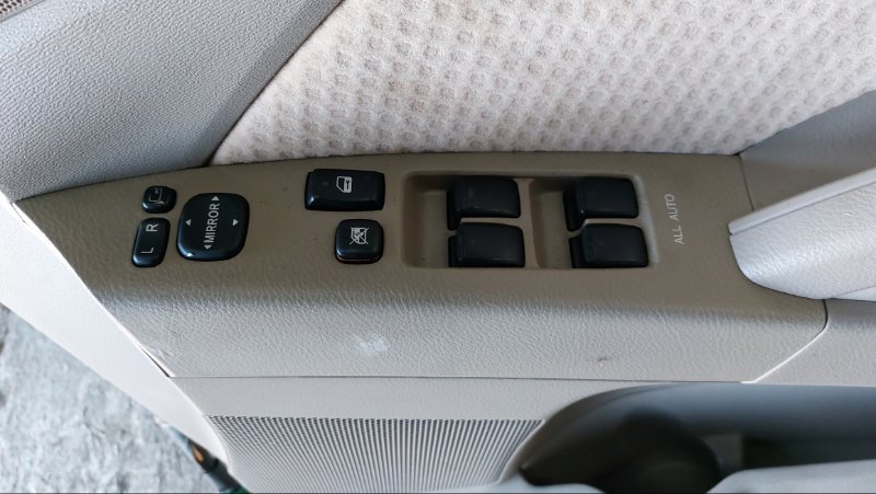 Блок управления стеклами Toyota Isis ANM15G 1AZFSE передний правый (б/у)
