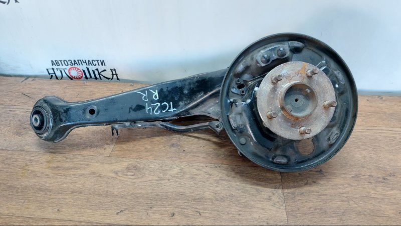 Рычаг подвески Nissan Serena TNC24 QR20DE задний правый (б/у)