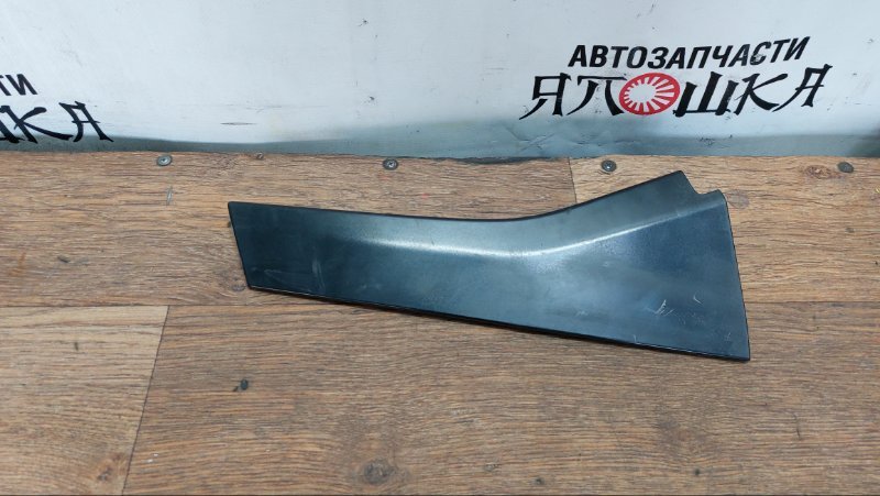 Накладка двери Honda Fit GK4 L13B 2013 задняя правая (б/у)
