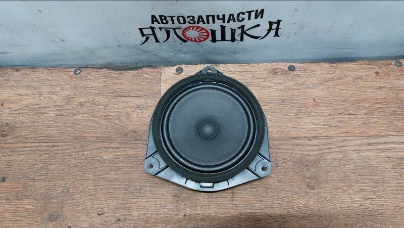 Динамик Toyota Isis ANM10 1AZFSE передний (б/у)