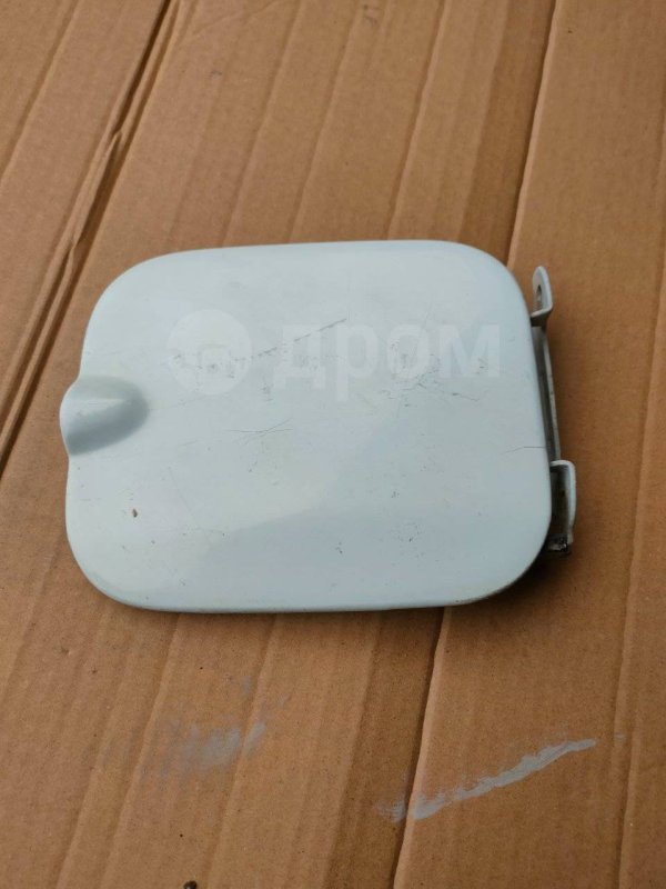Лючок бензобака Renault Logan 1 6001546761 Б/У