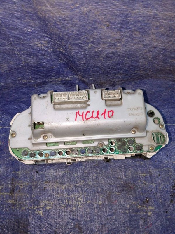 Панель приборов RX300 MCU15 Панель приборов RX300 MCU15