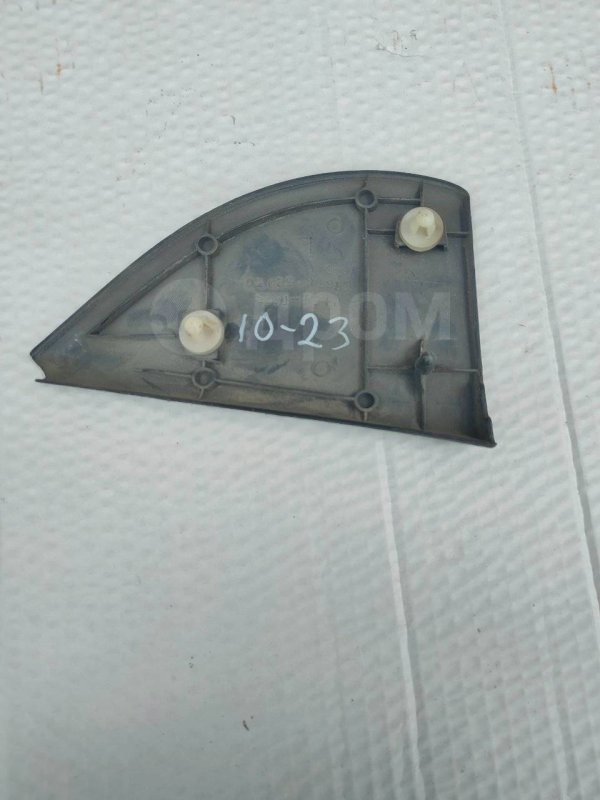 Накладка на зеркало левая Toyota Vista 1999 ZZV50 6767432020 Б/У