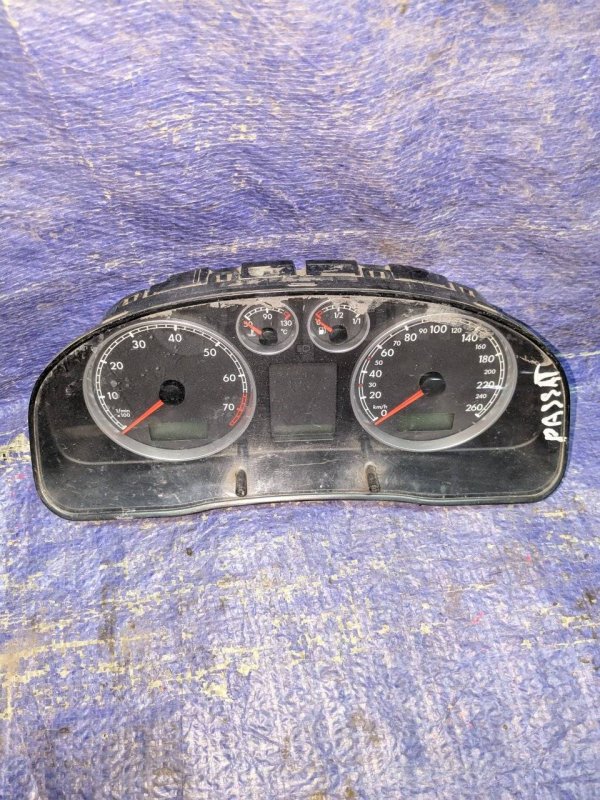 Панель приборов Volkswagen Passat B5 3B0920805E Б/У