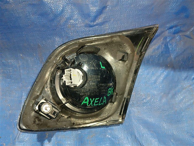Вставка багажника левая Axela BK5P