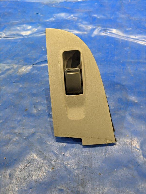 Кнопка стеклоподъемника задняя левая Nissan Sunny 2002 FB15 QG15DE 254110V000 Б/У