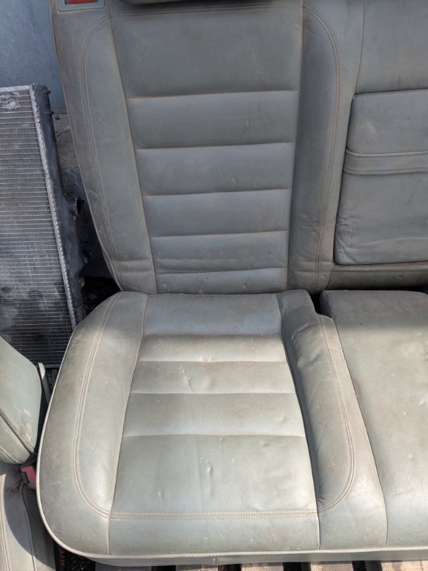 Сиденья комплект Touareg 2005 7LA
