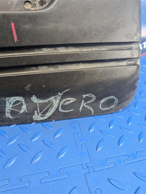 Брызговик передний левый Pajero V43 Брызговик передний левый Pajero V43
