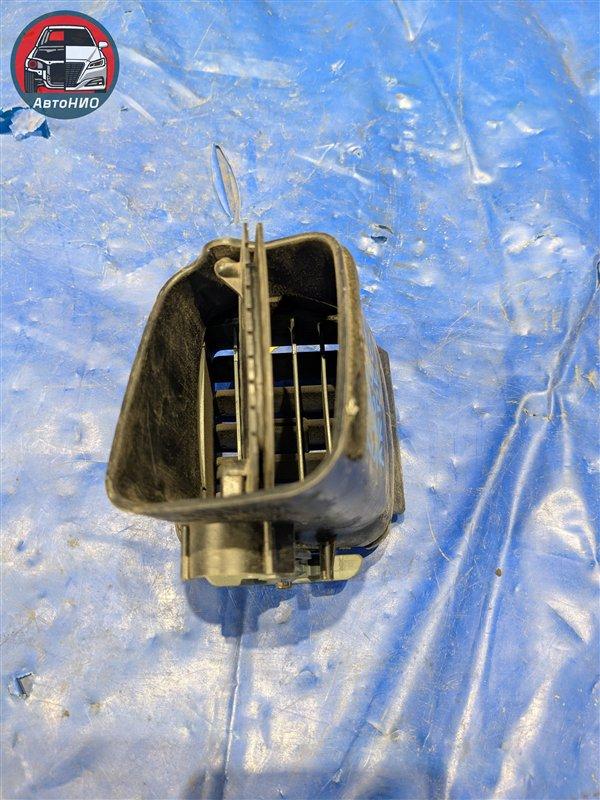 Дефлектор воздуховода левый Vista Ardeo 1998 SV50 3S-FSE