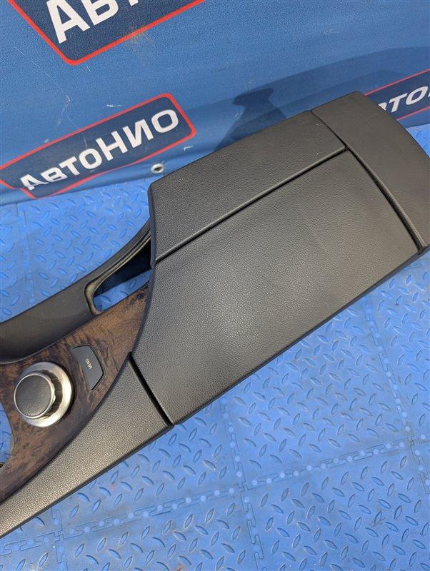 Бардачок между сиденьями 5-Series E60