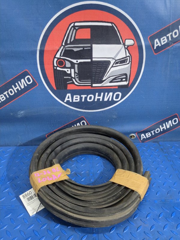 Запчасть уплотнитель двери задний левый Renault Logan 2013 K7J 6001547019 Б/У Уплотнитель двери задний левый Renault Logan 2013 K7J 6001547019 Б/У