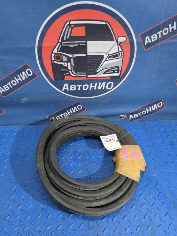 Запчасть уплотнитель двери передний правый Renault Logan 2013 K7J 803308958R Б/У Уплотнитель двери передний правый Renault Logan 2013 K7J 803308958R Б/У