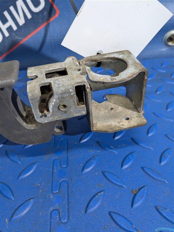 Ручка открывания багажника и бензобака Honda Accord CF4 F20B