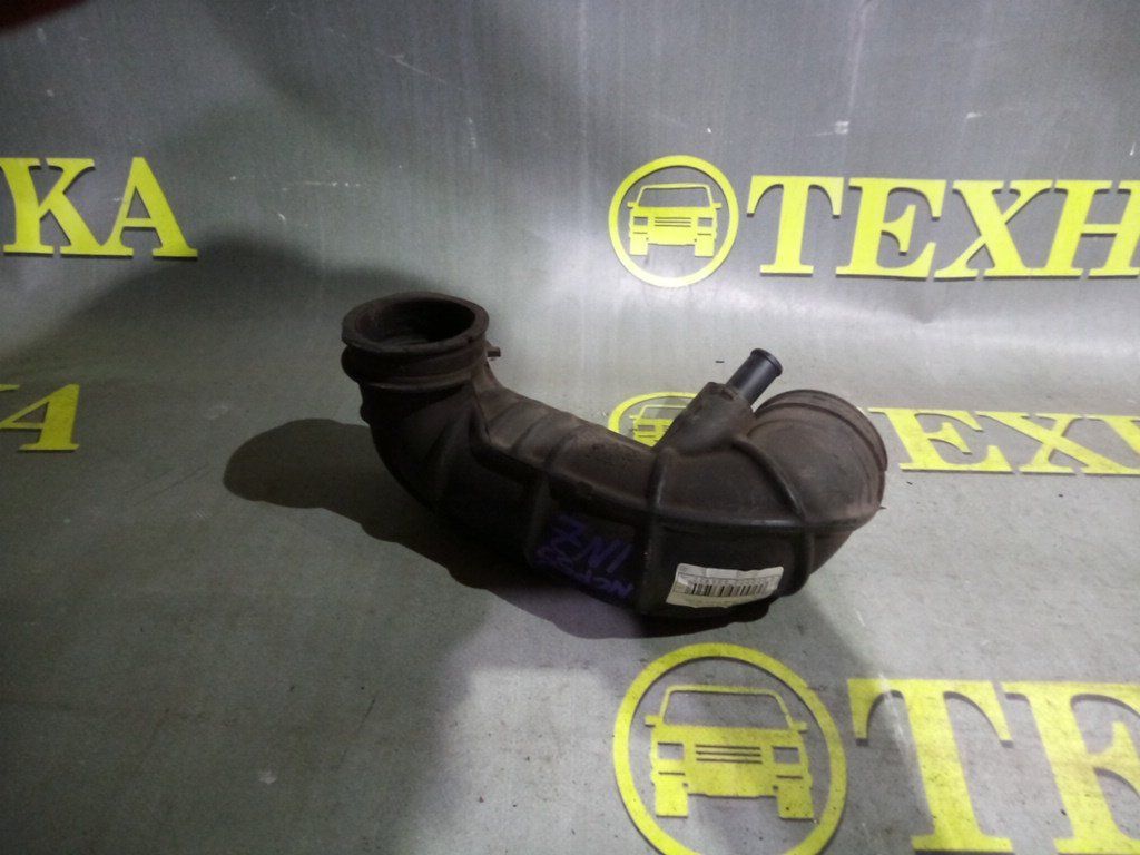 Запчасть гофра воздушного фильтра Toyota Probox NCP55 1NZ-FE 17880-21060 контрактная Гофра воздушного фильтра Toyota Probox NCP55 1NZ-FE 17880-21060 контрактная