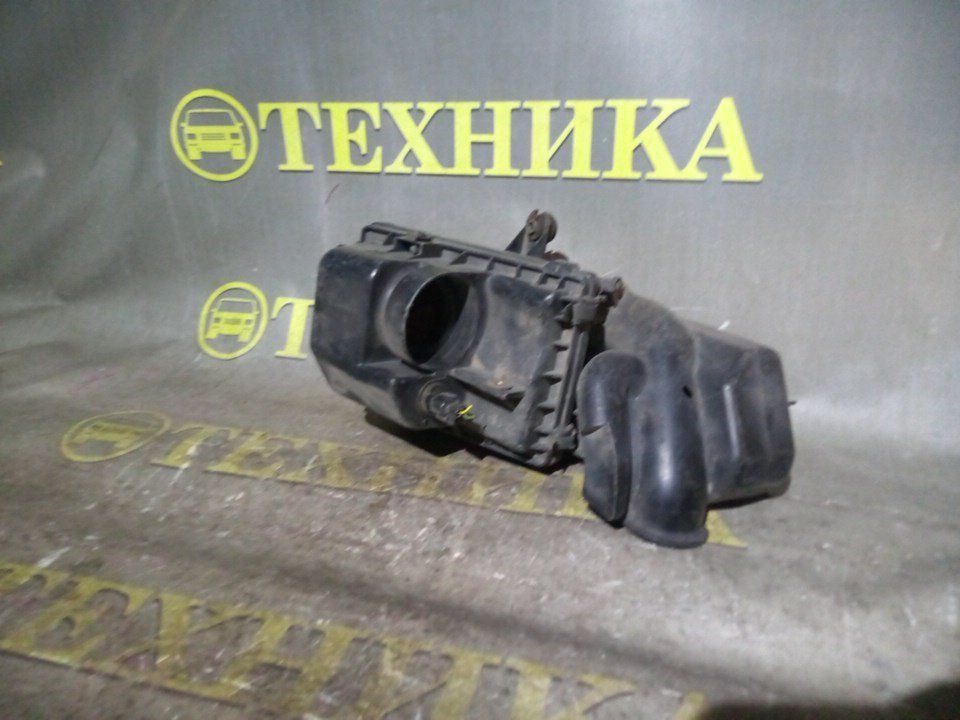 Корпус воздушного фильтра Demio DW3W