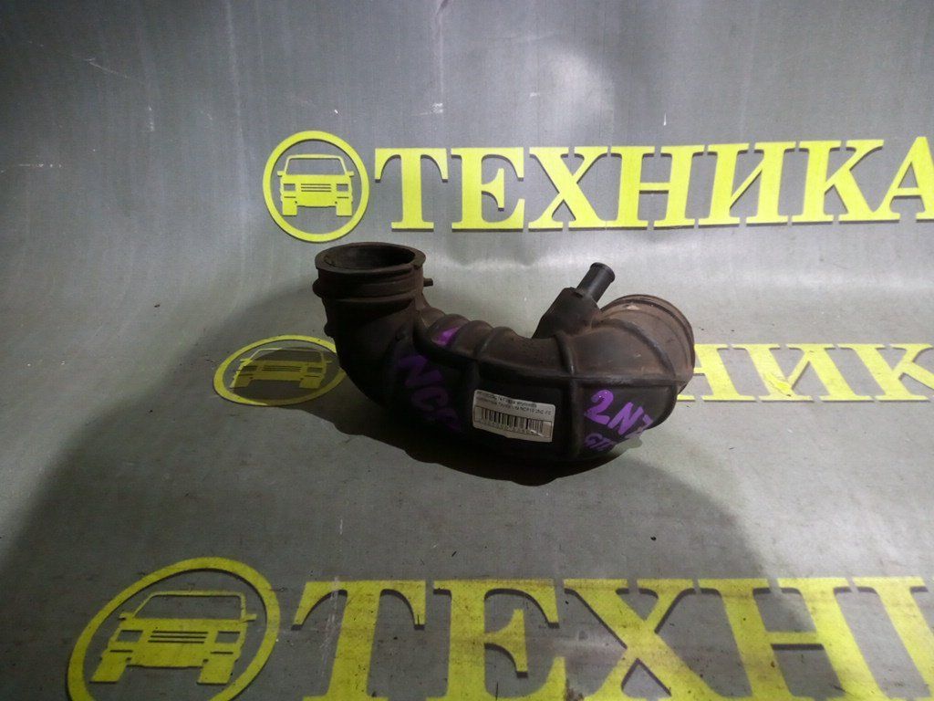 Запчасть гофра воздушного фильтра Toyota Vitz NCP10 2NZ-FE 17880-21060 контрактная Гофра воздушного фильтра Toyota Vitz NCP10 2NZ-FE 17880-21060 контрактная