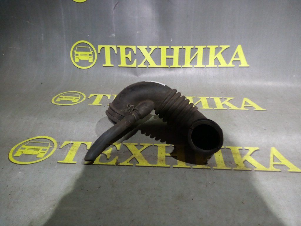 Гофра воздушного фильтра Toyota Sienta NCP81 1NZ-FE 17880-21060 контрактная