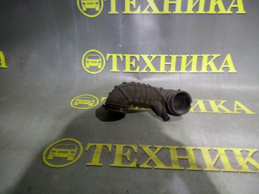 Гофра воздушного фильтра Toyota Vitz NCP10 2NZ-FE Гофра воздушного фильтра Toyota Vitz NCP10 2NZ-FE