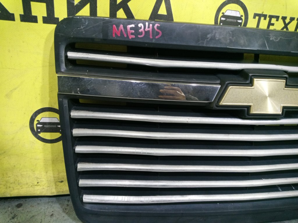 Решетка радиатора MW 2004 ME34S Решетка радиатора MW 2004 ME34S
