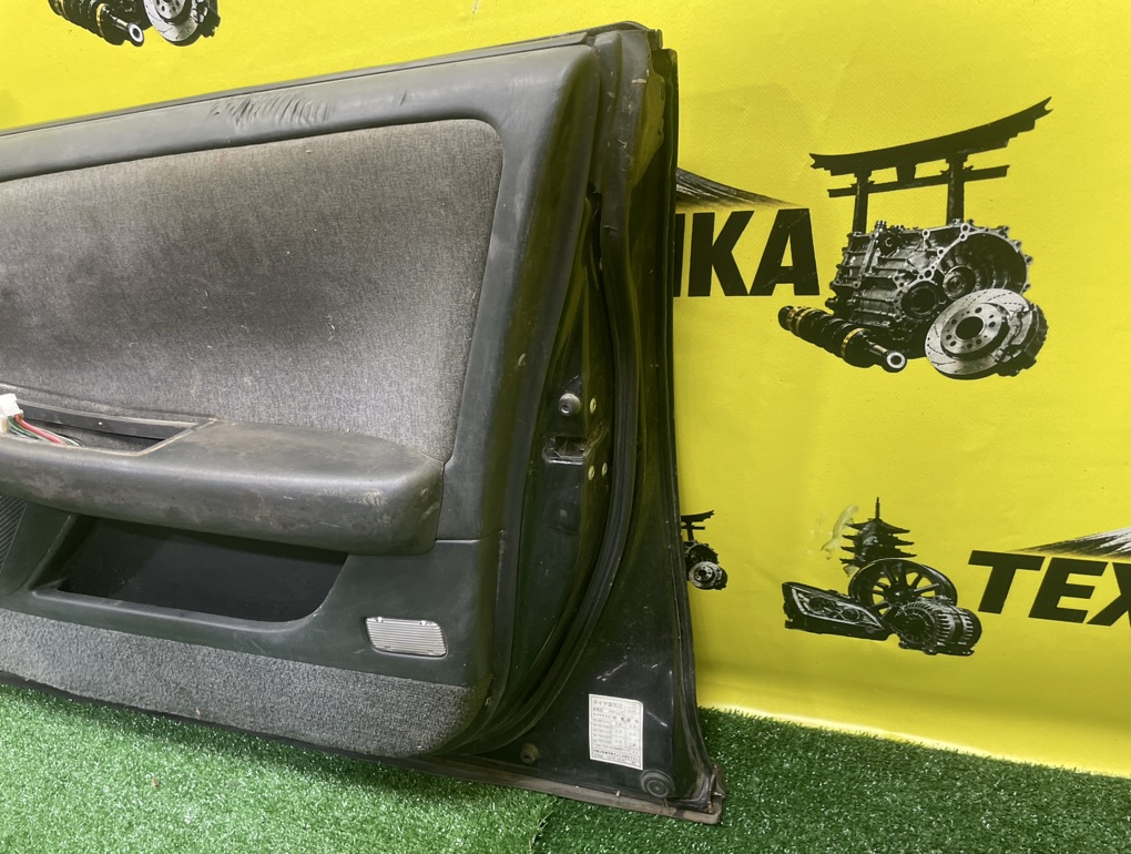 Дверь боковая передняя правая Mark II GX90