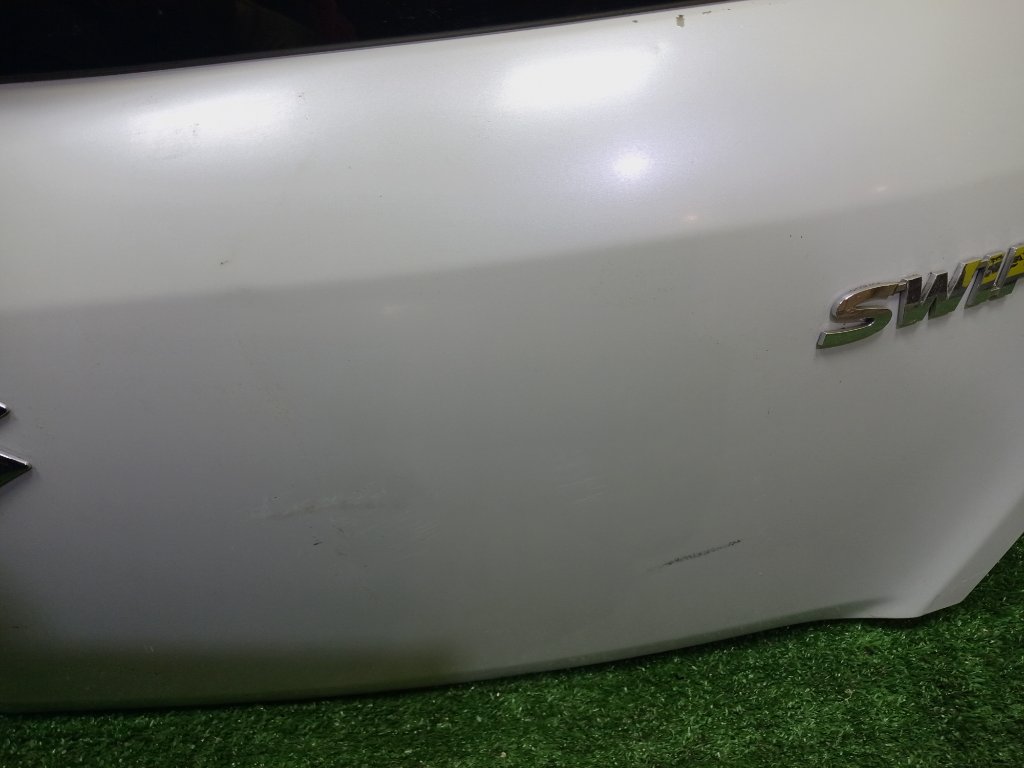 Дверь задняя задняя Swift 2010 ZC72S Дверь задняя задняя Swift 2010 ZC72S