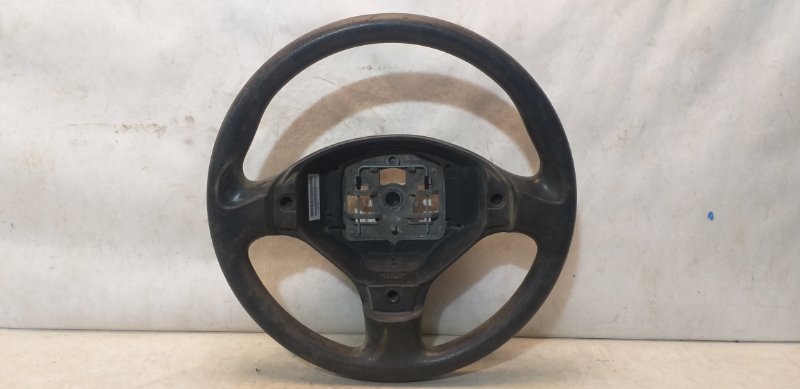 Руль Citroen C4 (б/у) Руль Citroen C4 (б/у)