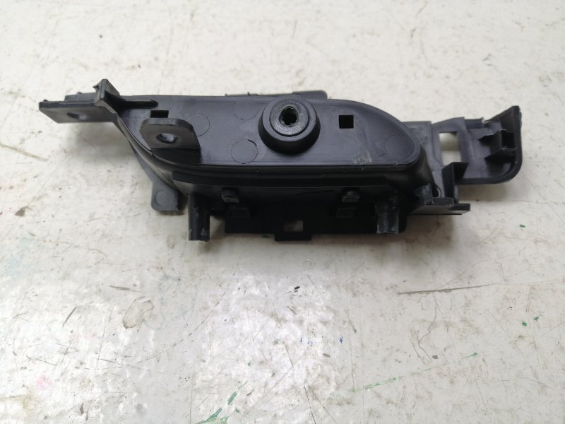 Накладка ручки внутренней задняя правая CIVIC 5D 2006-2012 FK2