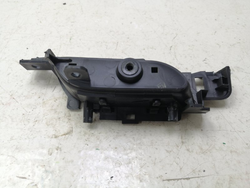 Накладка ручки внутренней задняя правая CIVIC 5D 2006-2012 FK2