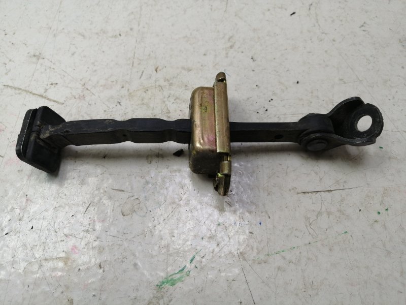 Ограничитель двери задний правый HONDA CIVIC 5D FK2